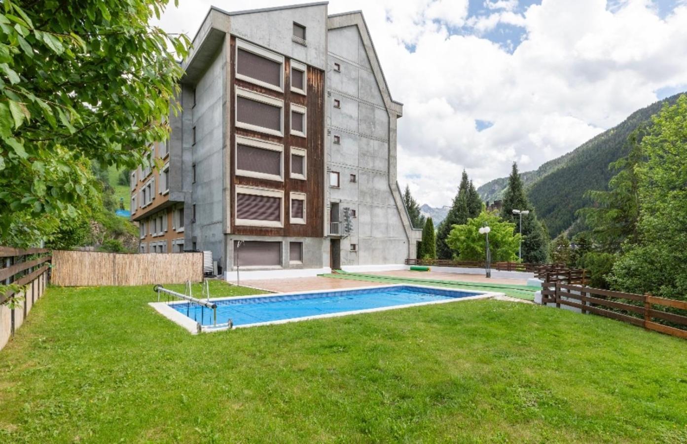 Appartamento Chic Humaralet, Pie De Pistas, Free Parking Baqueira Beret Esterno foto